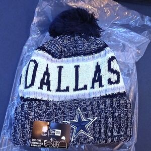 Dallas Cowboys New Era beanie. Brand new. NWT